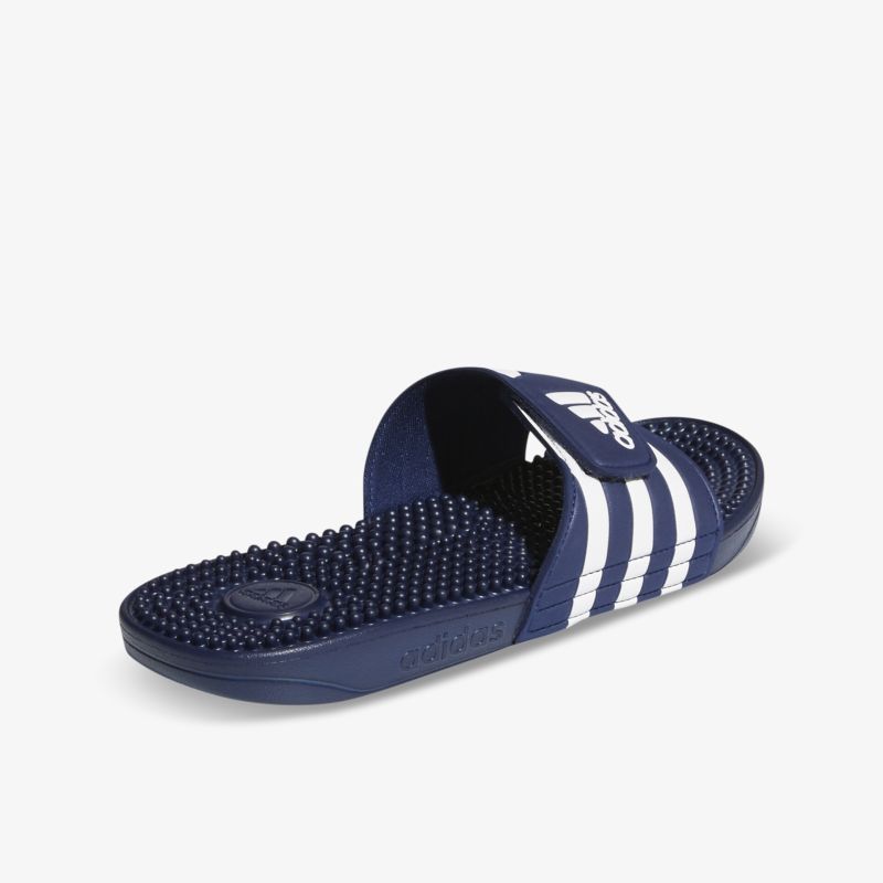 Dunkelblauer Sportslide mit weißen Streifen, rutschfeste Komfortsohle und verstellbarem Klettverschluss
