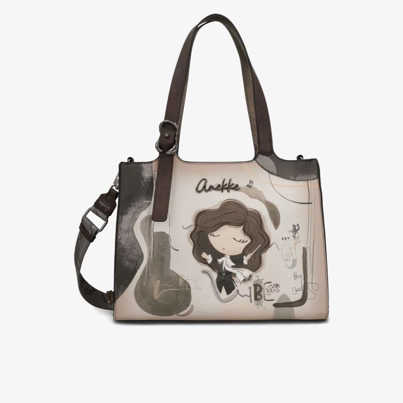 Moderne Tasche mit dekorativem Motiv, verstellbarem Schulterriemen und großem Stauraum für vielseitige Nutzung