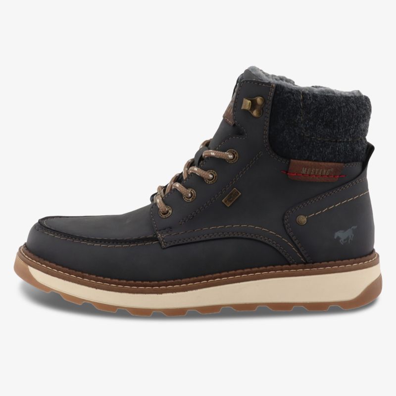 Warmer, robuster Schuh mit bequemer Sohle und modischem Design, ideal für kalte Tage