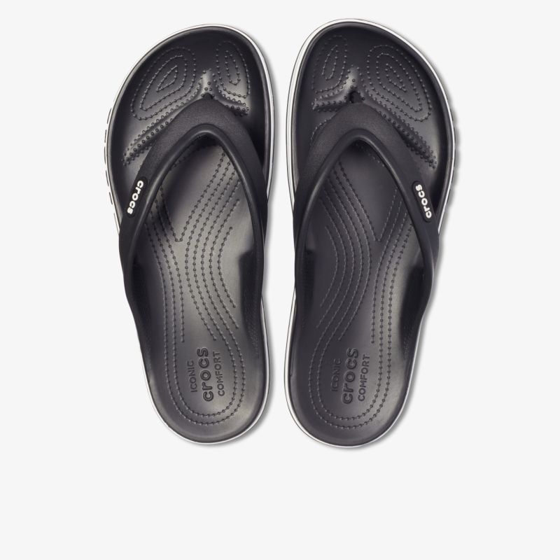 Bequeme und rutschfeste schwarze Sandalen mit ergonomischem Fußbett und langlebigem Material