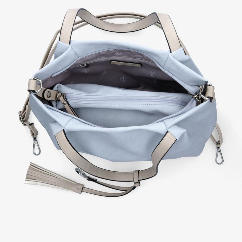Elegante hellblaue Handtasche mit geräumigem Innenraum und mehreren Fächern für optimale Organisation.
