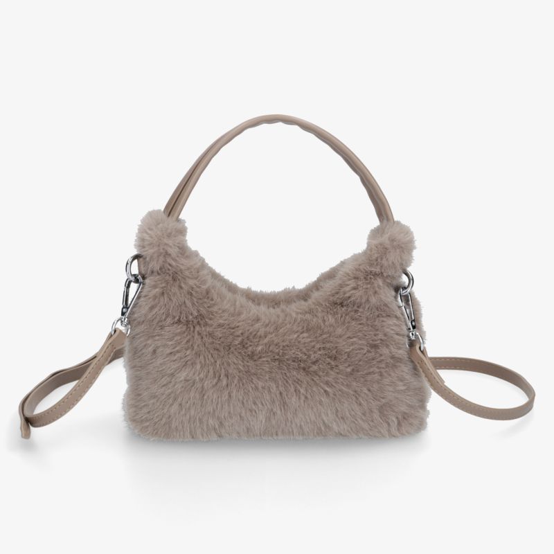 Beige flauschige kompakte Umhängetasche mit weichem Material, modisch und bequem tragbar