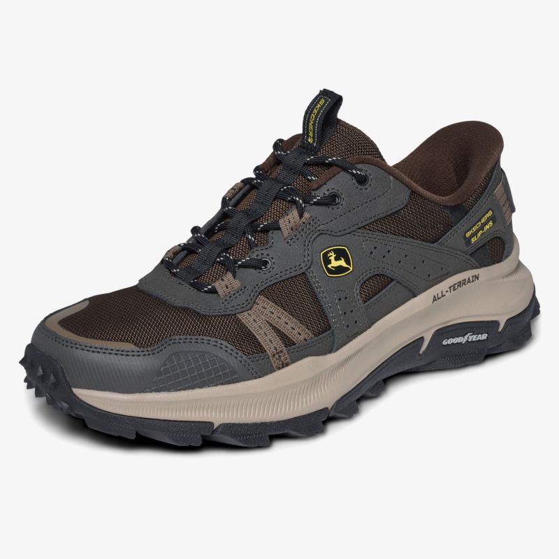 Robuster Schuh mit atmungsaktivem Material und rutschfester Sohle für optimalen Komfort und Halt
