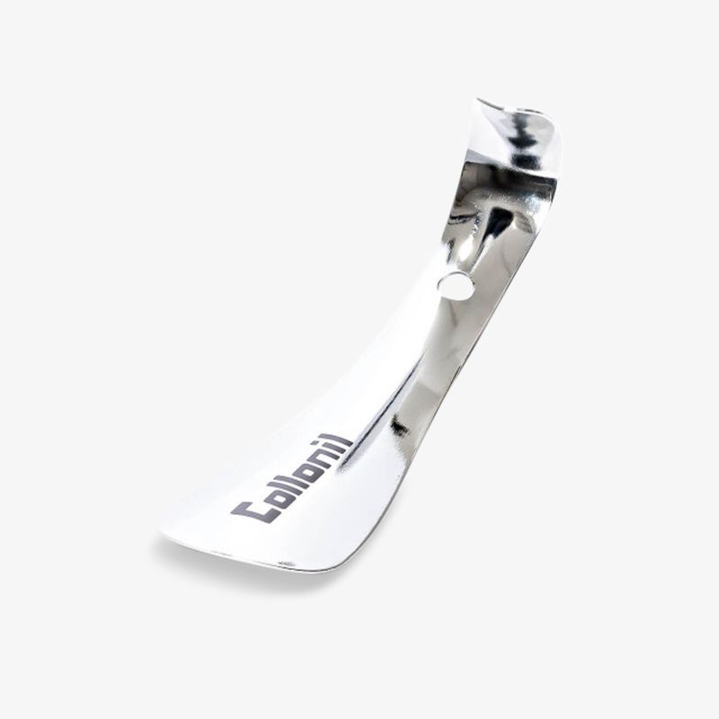 Robuster Metall-Schuhlöffel mit ergonomischem Griff und glänzender Oberfläche für einfaches Anziehen