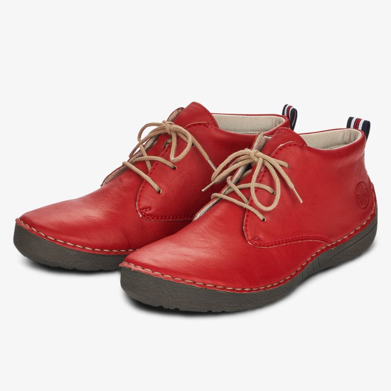 Rote Lederschuhe mit flexibler Sohle und bequemer Schnürung für stilvollen Tragekomfort