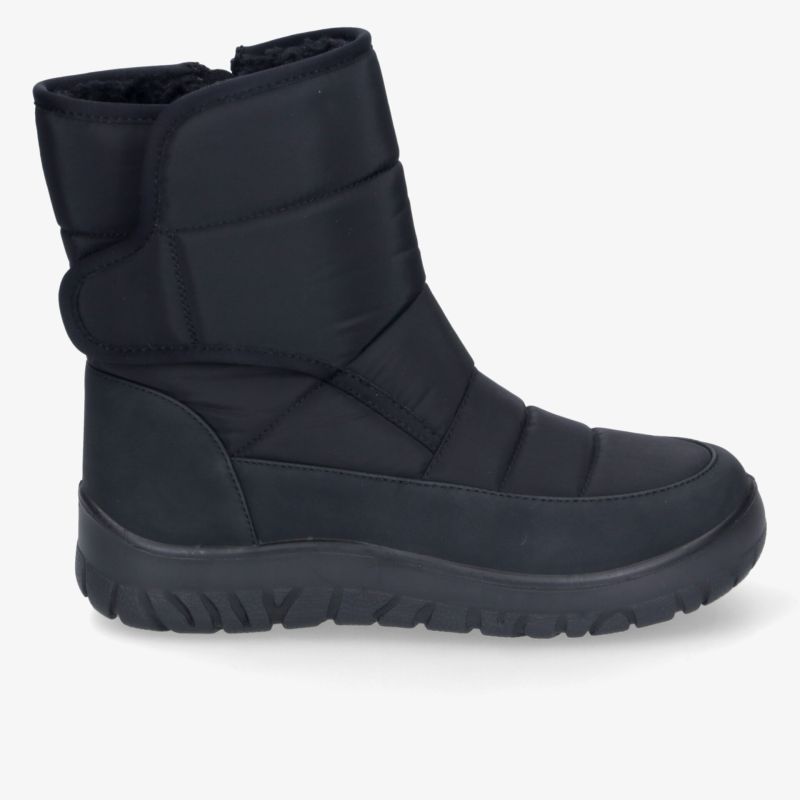 Seitliche Ansicht eines warmen, gepolsterten Schuhs mit rutschfester Sohle für optimalen Halt