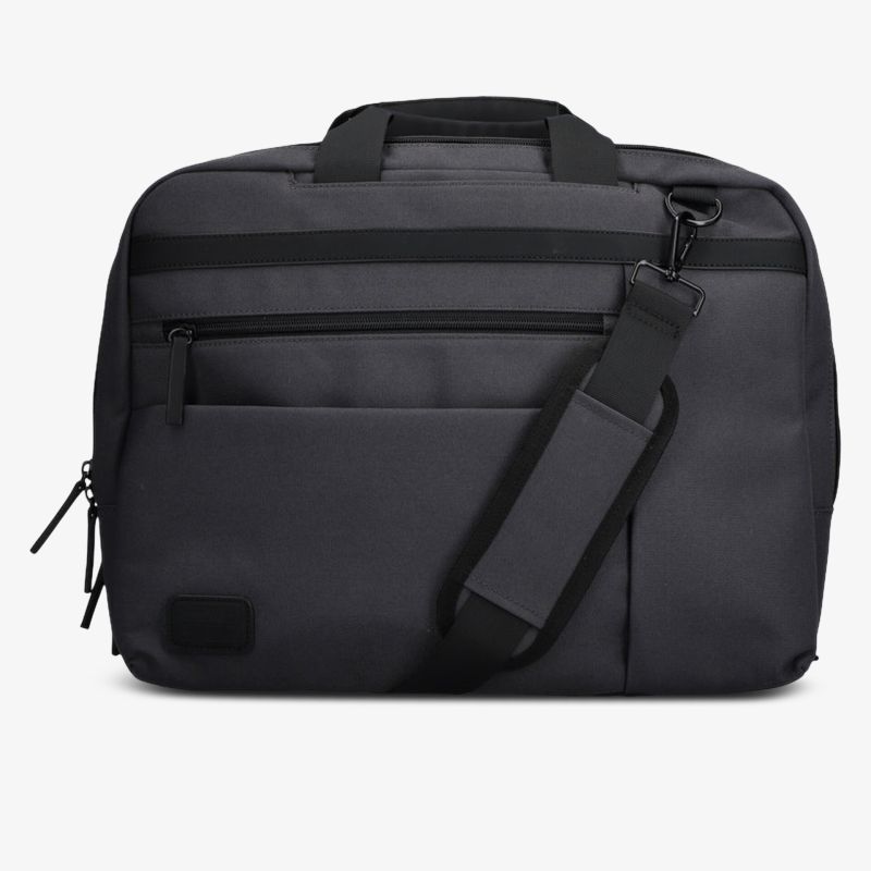 Robuste schwarze Tasche mit mehreren Fächern und gepolstertem Schultergurt für vielseitige Nutzung