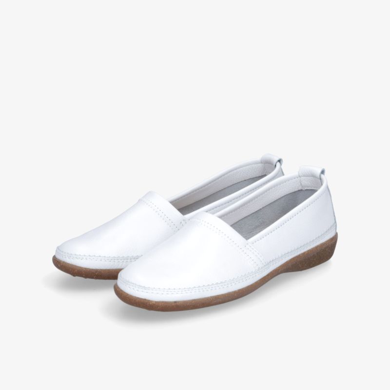 Elegante weiße Slipper mit rutschfester Sohle, perfekt für den täglichen Komfort und vielseitige Looks.