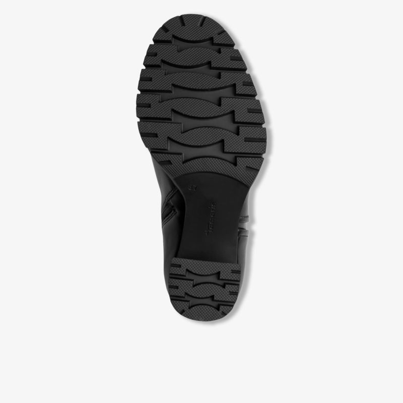 Schuhsohle mit robustem, rutschfestem Profil für optimale Traktion und langlebige Performance