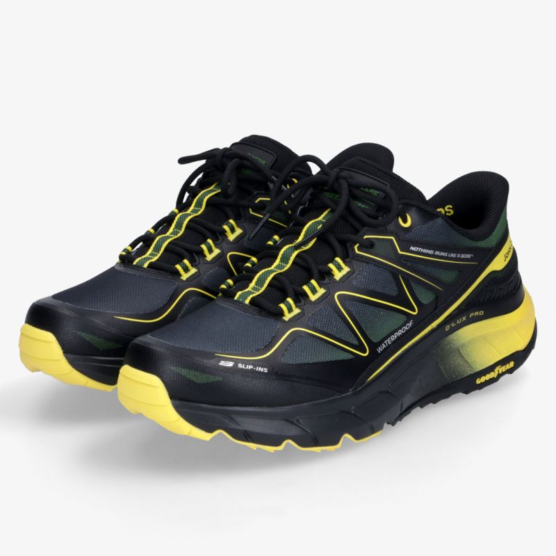 Sportlicher, robuster Schuh mit atmungsaktivem Material und rutschfester Sohle in gelb-schwarz