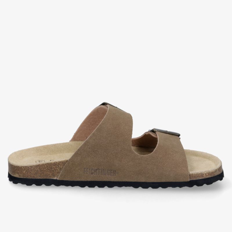 Leichter und bequemer Freizeitschuh mit verstellbaren Riemen und rutschfester brauner Sohle in seitlicher Ansicht