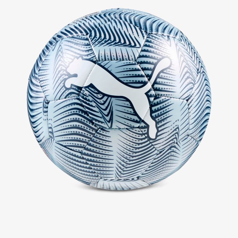 Moderne Puma Fußball mit dynamischem blau-weiß Design, hochwertig verarbeitet und langlebig