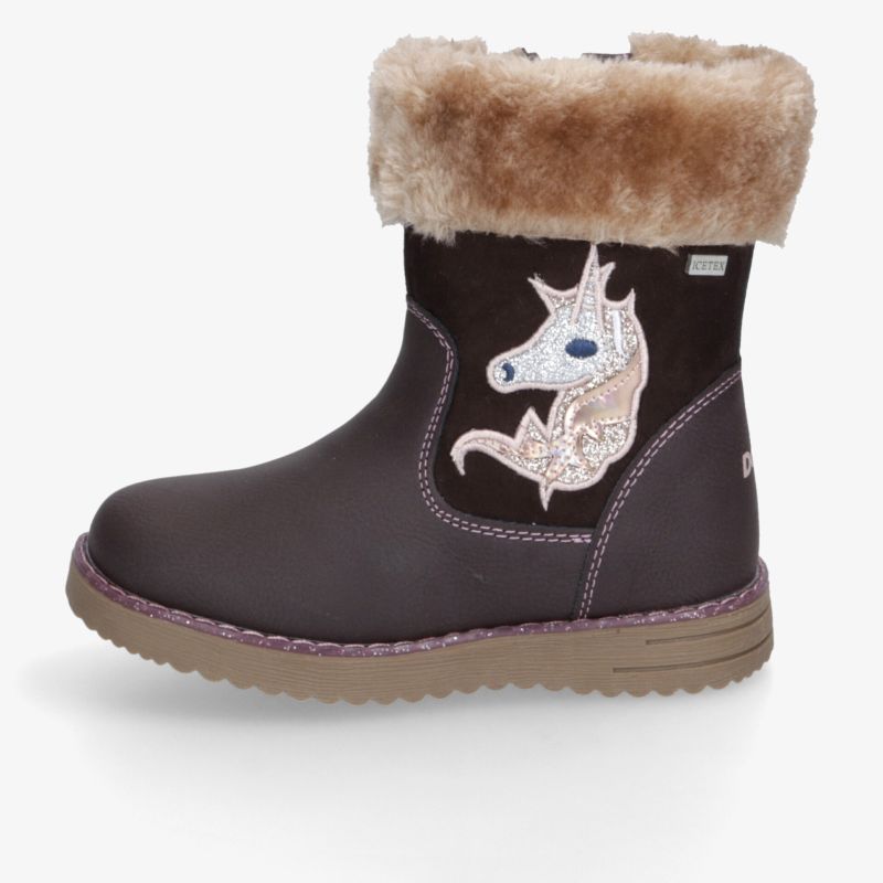 Brauner Winterstiefel mit kuscheligem Fellrand, dekorativem Motiv, robustem Profil und bequemem Einstieg