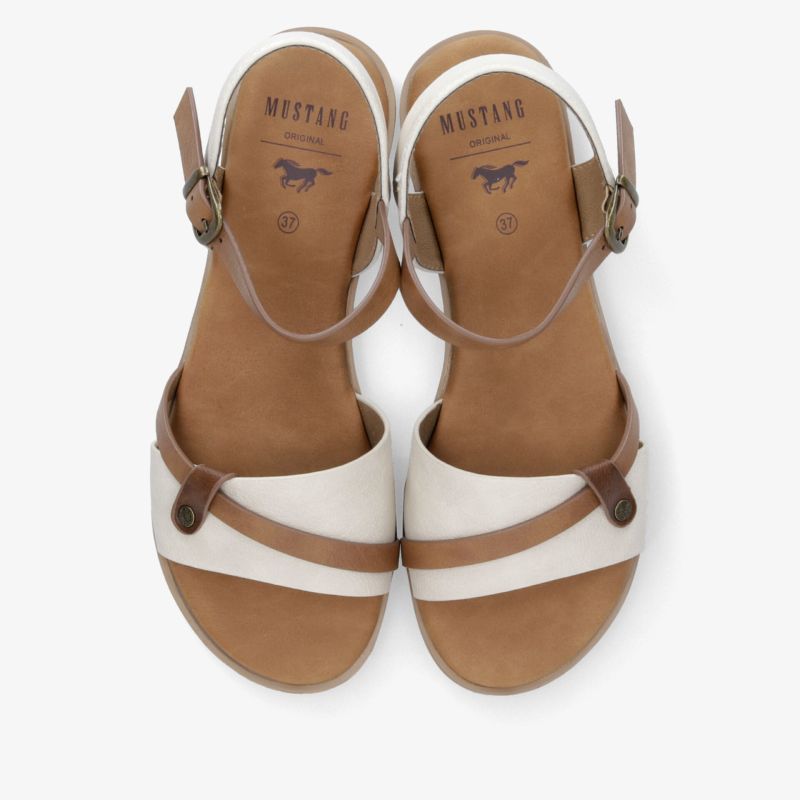 Bequeme braune und weiße Sandalen mit verstellbarem Riemen und offenem Design für sommerlichen Tragekomfort