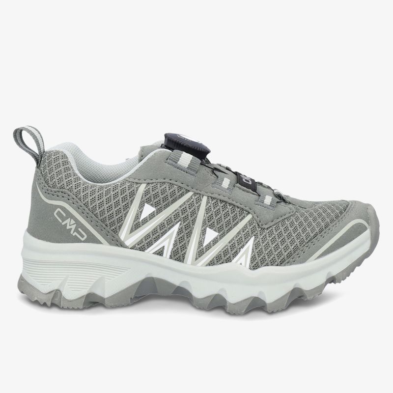 Grauer Wanderschuh mit rutschfester Sohle und atmungsaktivem Obermaterial für optimalen Komfort.
