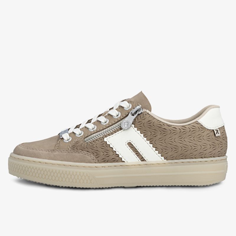 Bequeme atmungsaktive Schnürschuhe mit textilem Obermaterial und rutschfester Laufsohle in trendigem Design