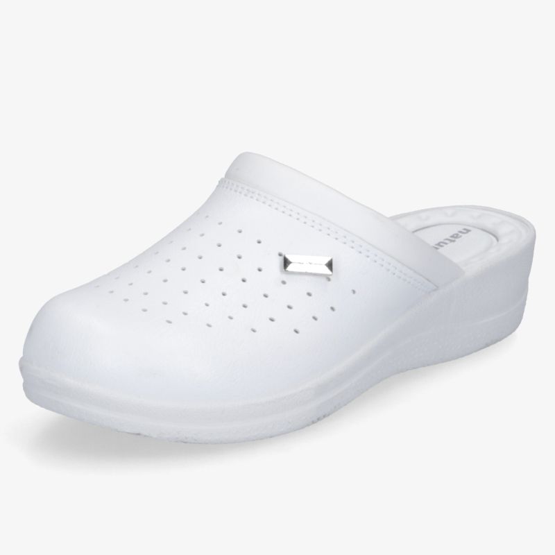 Moderner weißer Komfort-Clog mit Belüftungslöchern und ergonomischer Passform, ideal für den Alltag