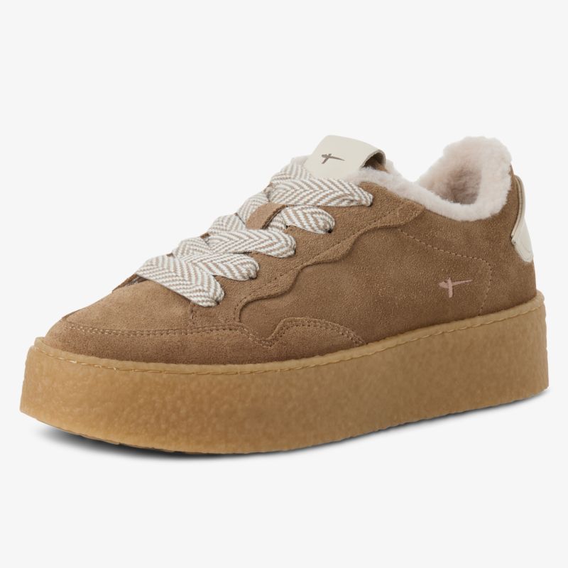 Bequemer Sneaker aus Veloursleder mit dicker Sohle und weichem Futter für angenehmen Tragekomfort