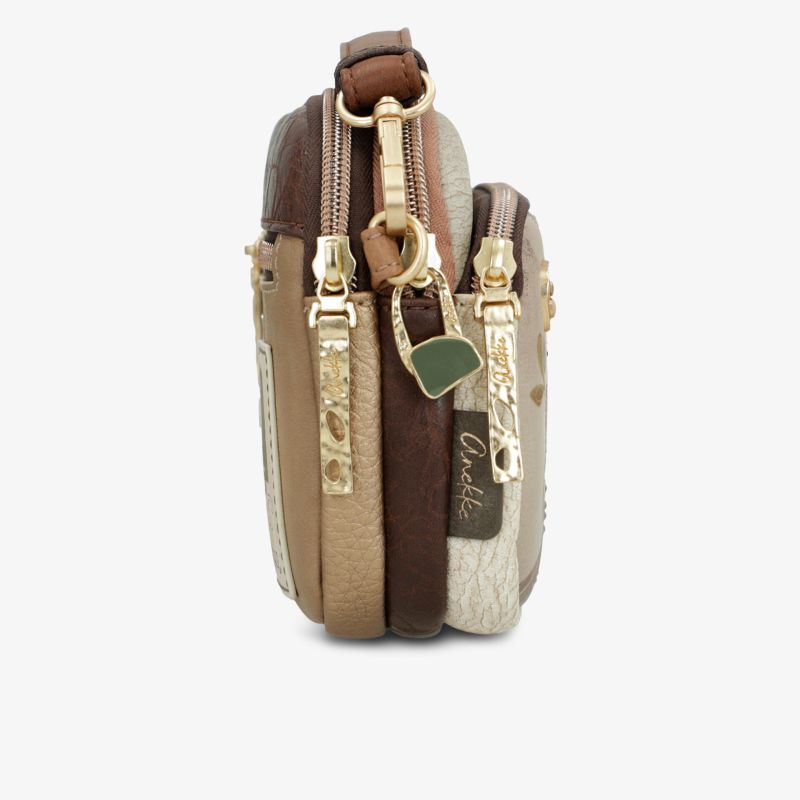 Elegante kleine Tasche mit mehreren Fächern und goldenen Akzenten. Ideal für den täglichen Gebrauch.