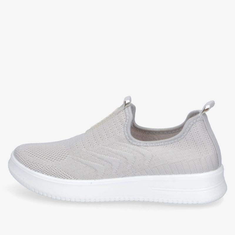 leichter Sneaker aus atmungsaktivem Material mit rutschfester, federnder Sohle, sportlich und bequem