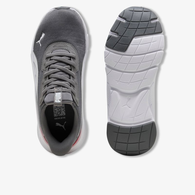 Leichter Laufschuh mit atmungsaktivem Material und rutschfester robusten Gummisohle für besten Komfort