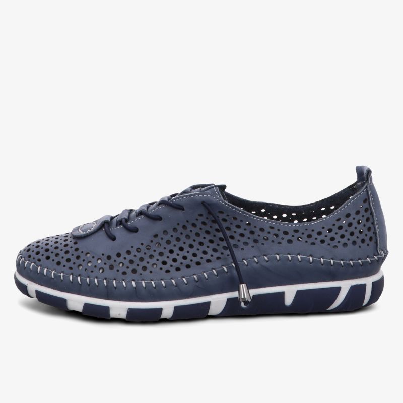 Moderner, atmungsaktiver Schuh mit flexiblem Design und hohem Tragekomfort.