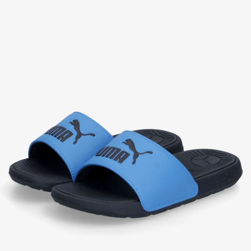 Blau-schwarze PUMA Badeschlappen mit breitem, gepolstertem Riemen und rutschfester Sohle für hohen Tragekomfort