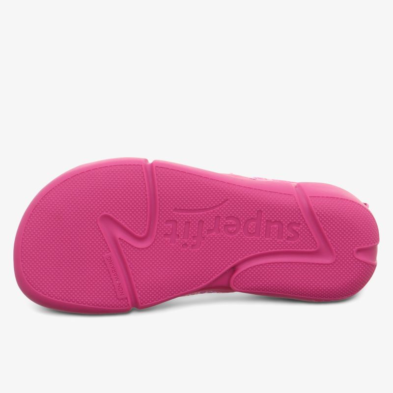 Robuste pinke Schuhsohle mit rutschfestem Profil für optimalen Halt und Flexibilität