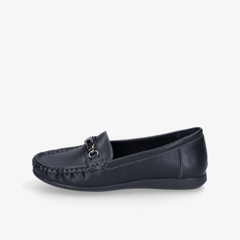 Eleganter dunkelblauer Mokassin aus weichem Leder für hohen Komfort und flexible Passform, leichter und bequemer Schuh