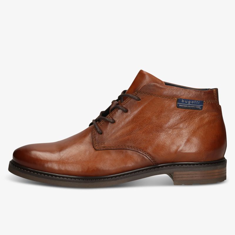 Elegante braune Lederschuhe mit Schnürung für einen stilvollen Business-Look.