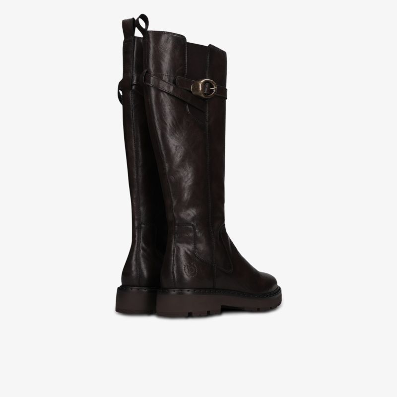 Robuster Stiefel aus hochwertigem Leder mit praktischem Schaft und rutschfester Sohle, Seitenansicht