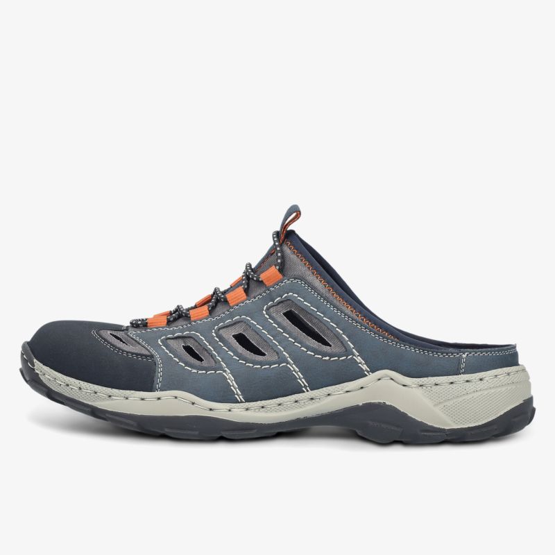 Bequeme Sportsandale mit atmungsaktivem Design und rutschfester Sohle in seitlicher Ansicht