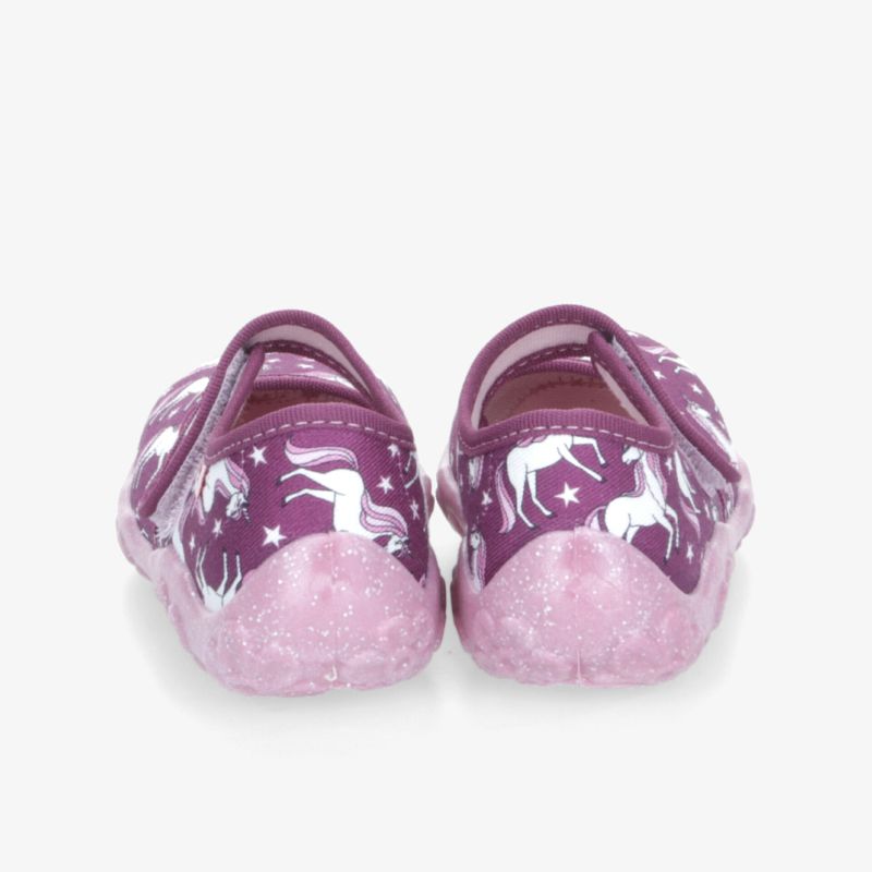 Leichte Schuhe mit bequemen Tragekomfort, elastischem Material und attraktivem Einhorn-Muster, rutschfeste Sohlen sichtbar