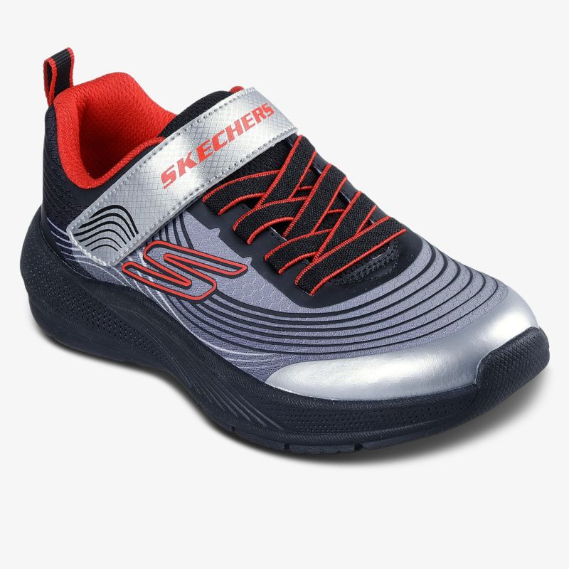 Sportlicher Schuh mit rutschfester Sohle und komfortablem Sitz in modernem Design