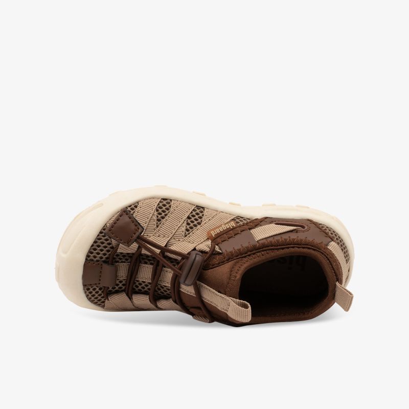 Braune Outdoor-Sandale mit atmungsaktivem Material und rutschfester Sohle, bequem und verstellbar