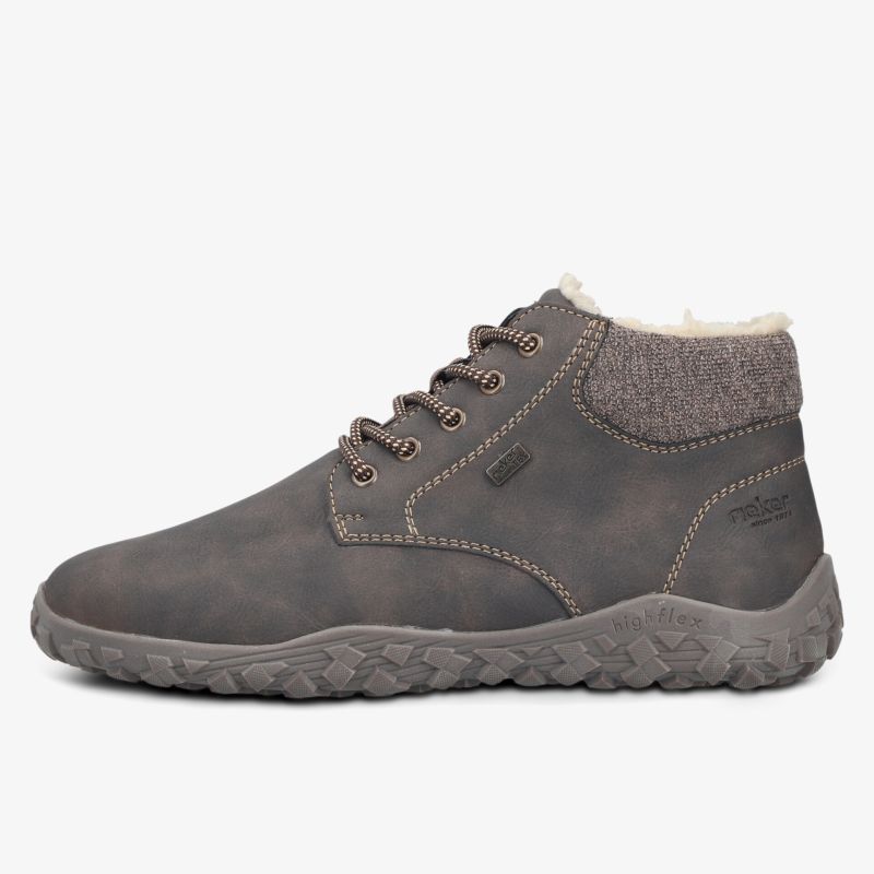 Robuster Winterhalbschuh seitlich mit warmer Innensohle und gepolstertem Schaft, ideal für kalte Tage