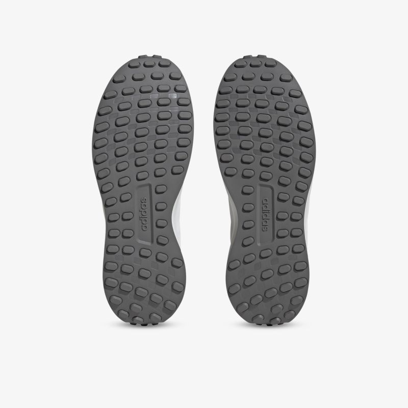 Rutschfeste und strapazierfähige Schuhsohlen für optimalen Halt und Komfort auf jedem Untergrund.