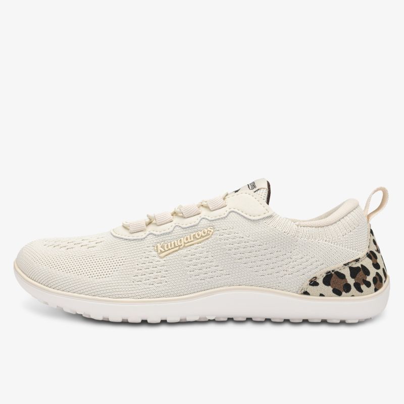 leichter Sneaker mit atmungsaktivem Obermaterial und flexiblem Profil, moderner Schuh mit Leoprint-Detail