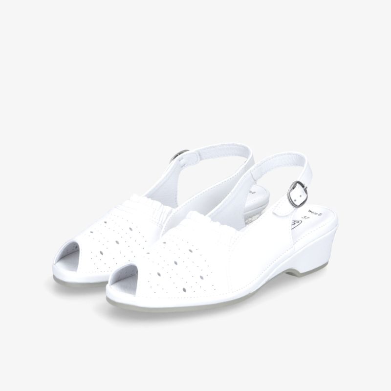 Elegante weiße Sandalen mit Absatz und verstellbarem Riemen, leicht und bequem für den Sommer