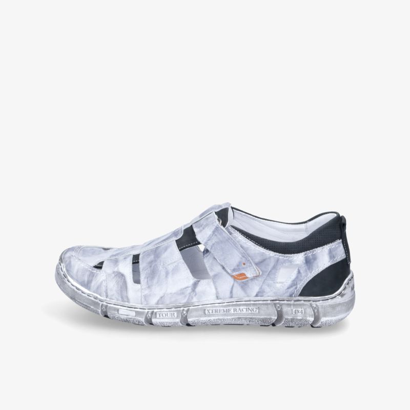 Leichter, atmungsaktiver Schuh mit flexibler, rutschfester Sohle und bequemer Passform für täglichen Komfort