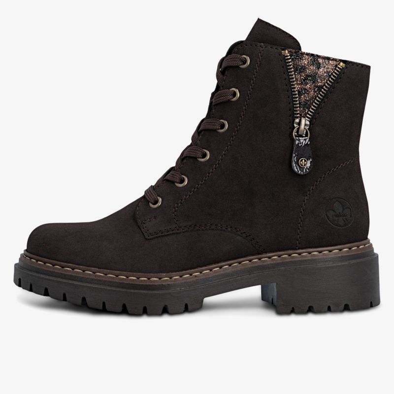 Robuster schwarzer Schnürstiefel mit seitlichem Reißverschluss und profilierter Sohle für sicheren Halt