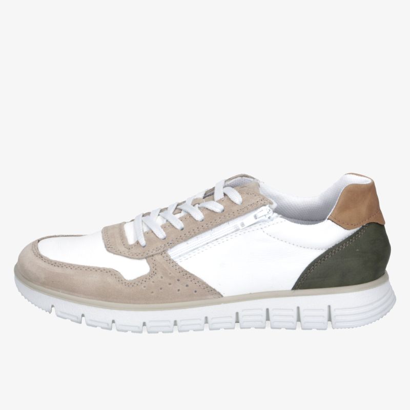 Moderner bequemer Schuh mit atmungsaktiven Materialien und flexibler Sohle für hohen Tragekomfort