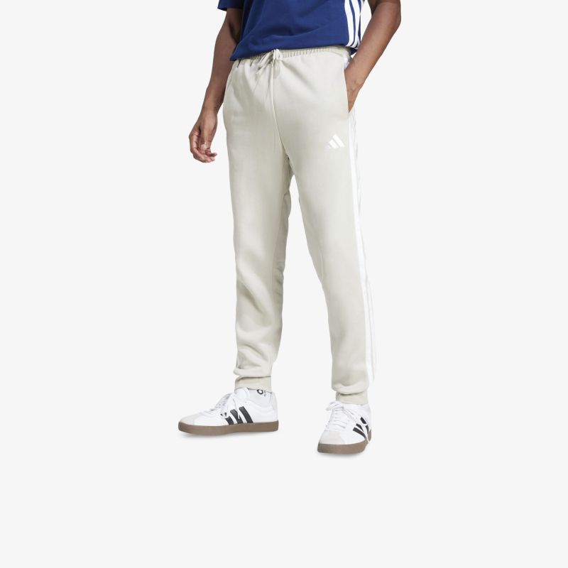 Sportliche weiße Hose mit elastischem Bund und bequemem Schnitt, perfekt für Alltag und Freizeitaktivitäten