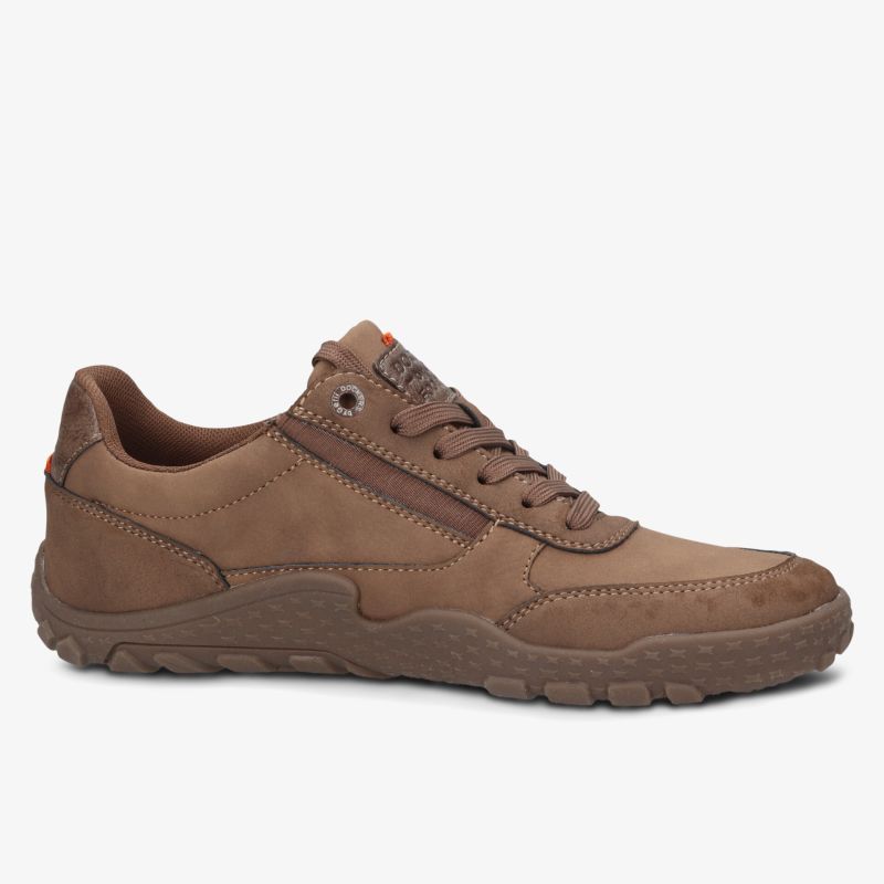 Bequemer und robuster Schuh mit rutschfester Sohle und lässigem Design, ideal für den Alltag