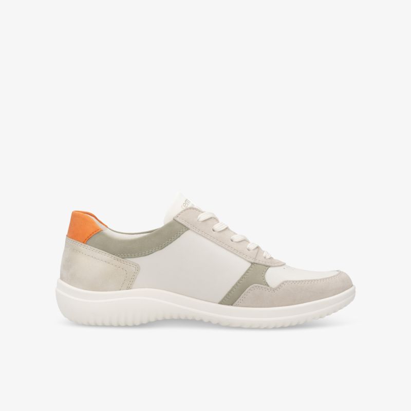 Sportlicher weiß-grauer Sneaker mit leichter Sohle und flexiblem Design, ideal für ganztägigen Komfort