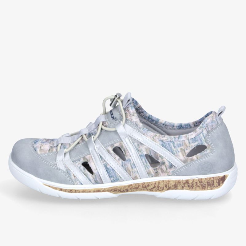 Leichter, atmungsaktiver Schuh mit bequemer Passform und flexibler Sohle in moderner Optik seitlich abgebildet