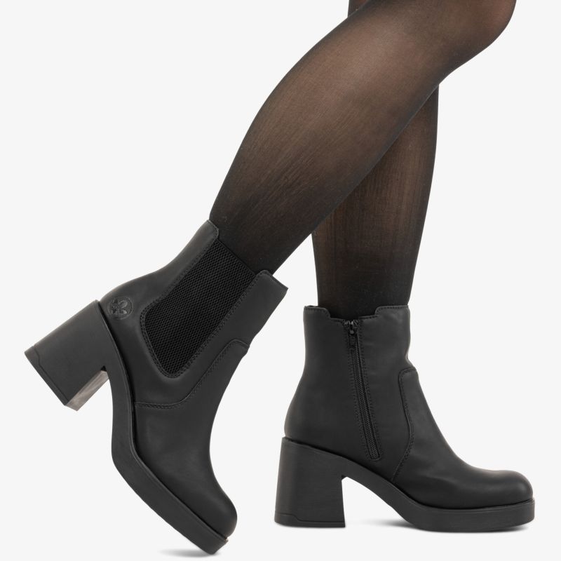 Schwarze Stiefelette mit hohem Absatz und praktischem Reißverschluss für einen eleganten und komfortablen Look