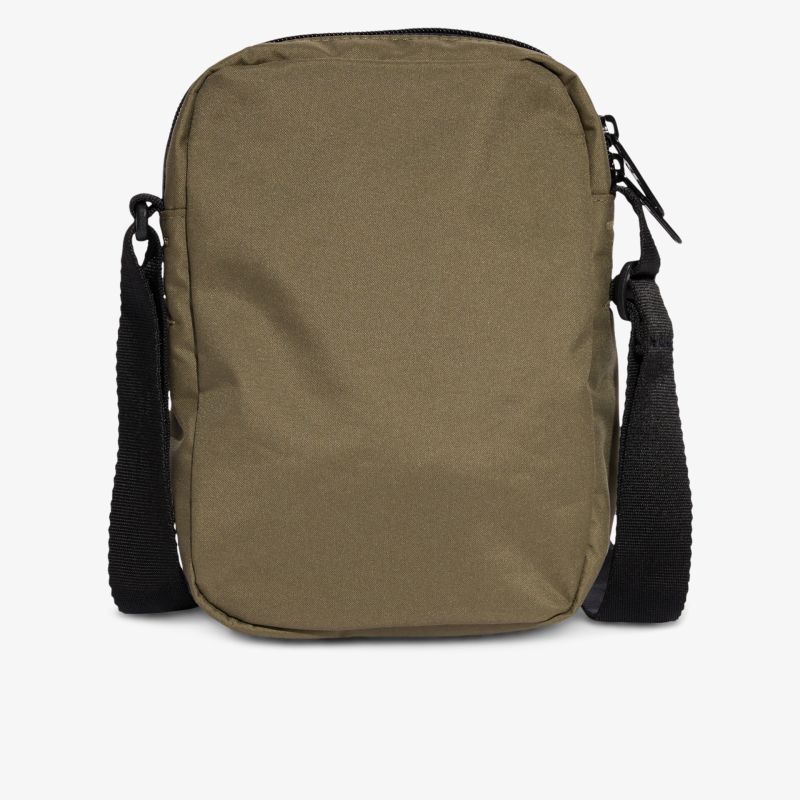 Kompakte und robuste Umhängetasche mit verstellbarem Schulterriemen und minimalistischem Design