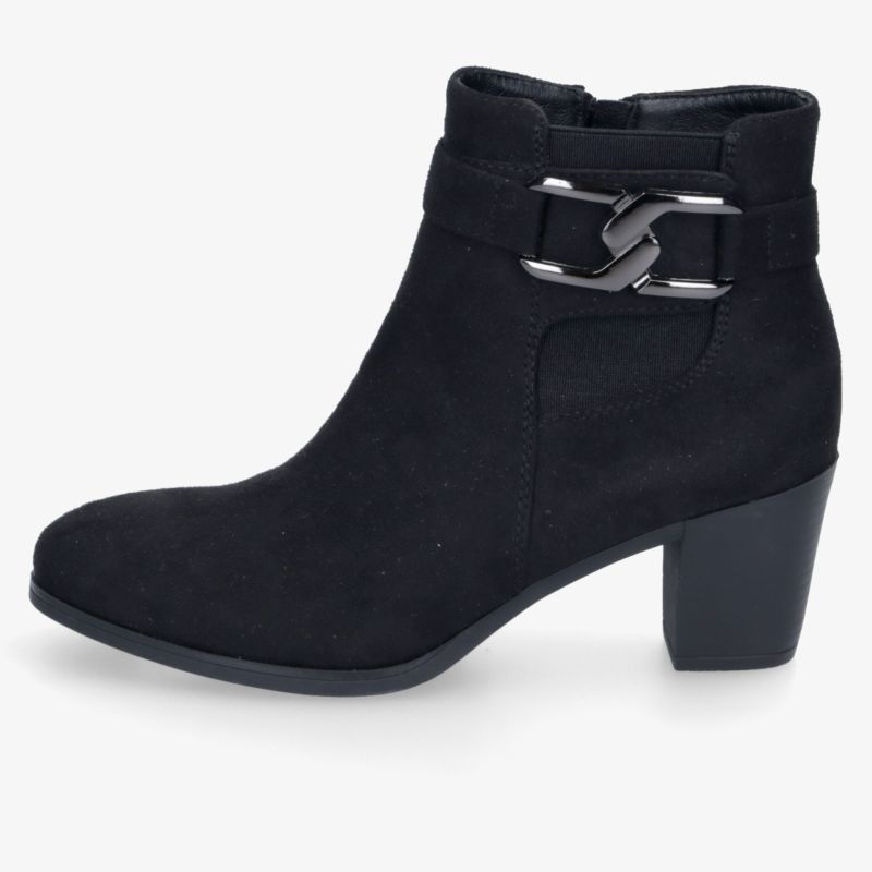 Schwarze Stiefelette mit bequemem Blockabsatz und modischem Metallverschluss seitlich gut sichtbar