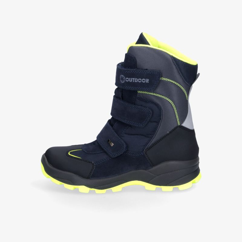 Robuster Winterstiefel mit warmer Innenfütterung, wasserabweisendem Material und rutschfester Sohle